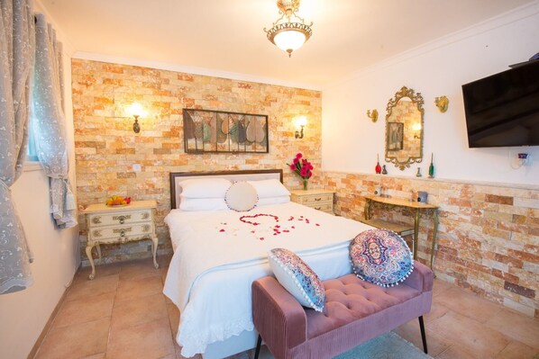 2 bedrooms, WiFi