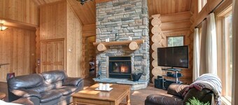Chalet 23 - Resort Access with Private Spa & Sauna