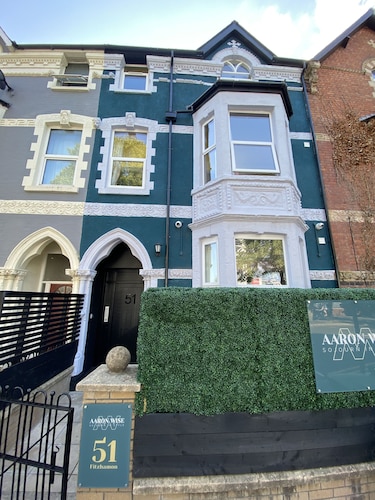 Aaron Wise - 51 Fitzhamon