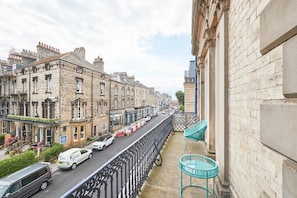 Terrace/patio - The Zetland Apartment (Saltburn-by-the-Sea)