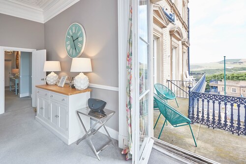 The Zetland Apartment