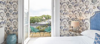 The Zetland Apartment