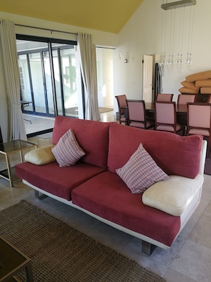 Smart TV, fireplace, offices