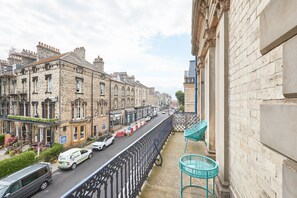 Exterior detail - The Zetland Apartment (Saltburn-by-the-Sea)