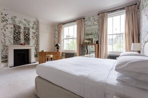 6 chambres, fer et planche à repasser, Wi-Fi gratuit, draps fournis