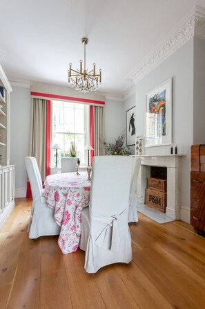 Dining - Warwick Gardens II by onefinestay (London)