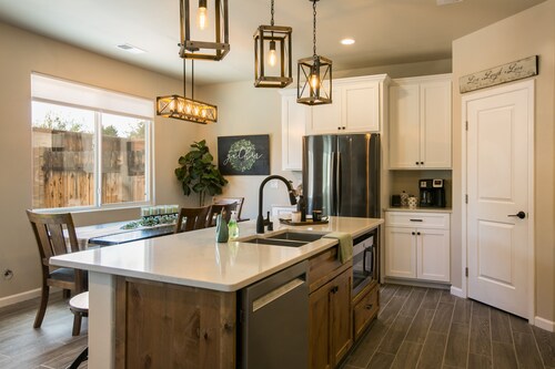 Sandia Velo- New Modern Farmhouse Style Home