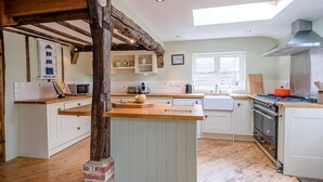 Maison (4 Bedrooms) | Cuisine privée