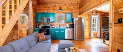 Smart TV, fireplace