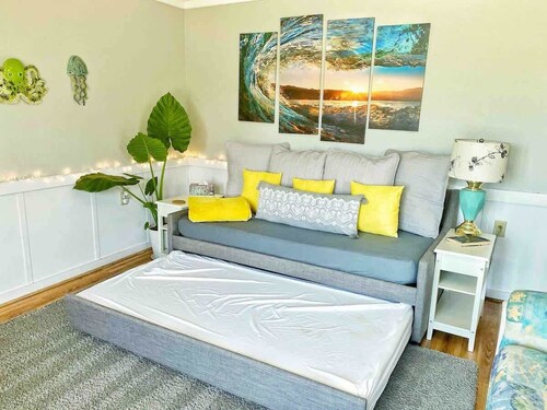 *Pet Friendly*Island Beach Shack with Pool!