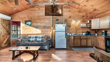 Een smart-tv en een open haard