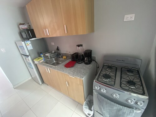 1st Floor 3-bedroom modern condo in new city