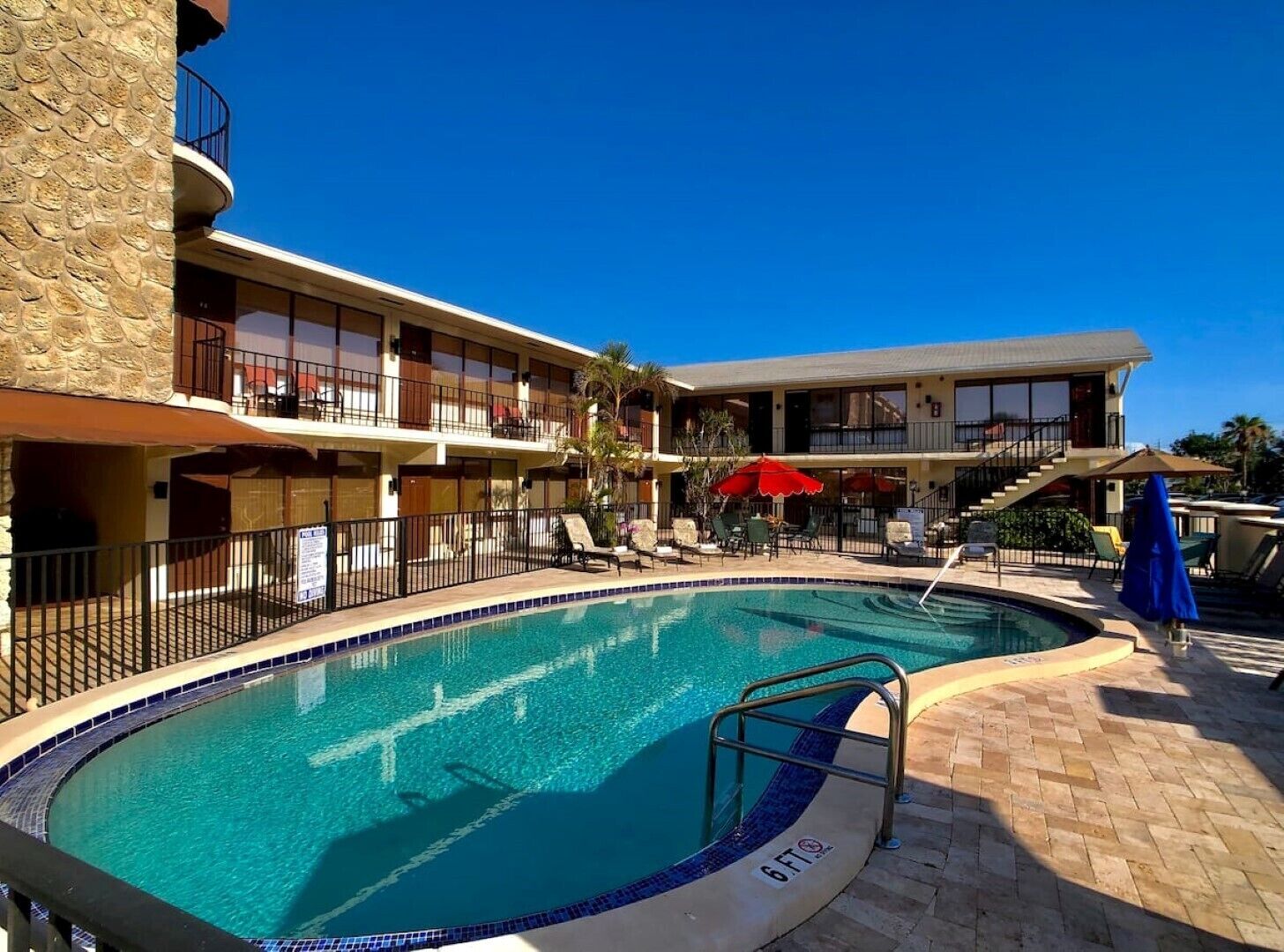 AVALON RESORT (Studio G1)