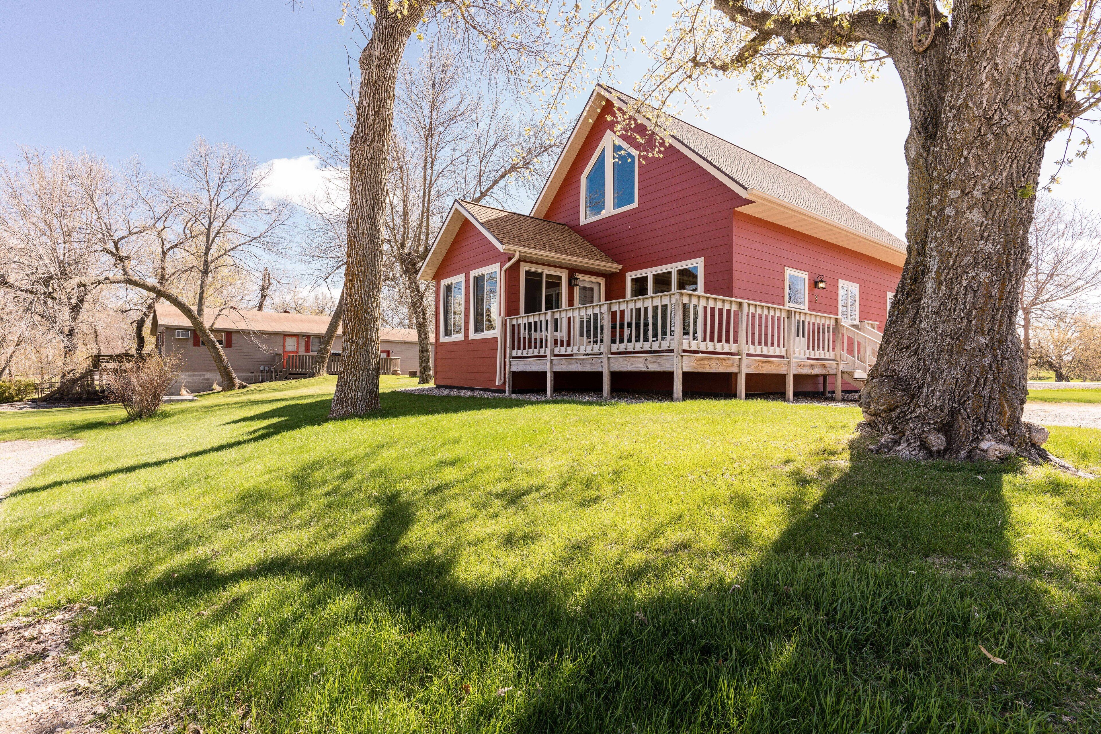 Resort Living on 175ft of Sandy Beach on Ottertail Lake, MN.- Cabin #9