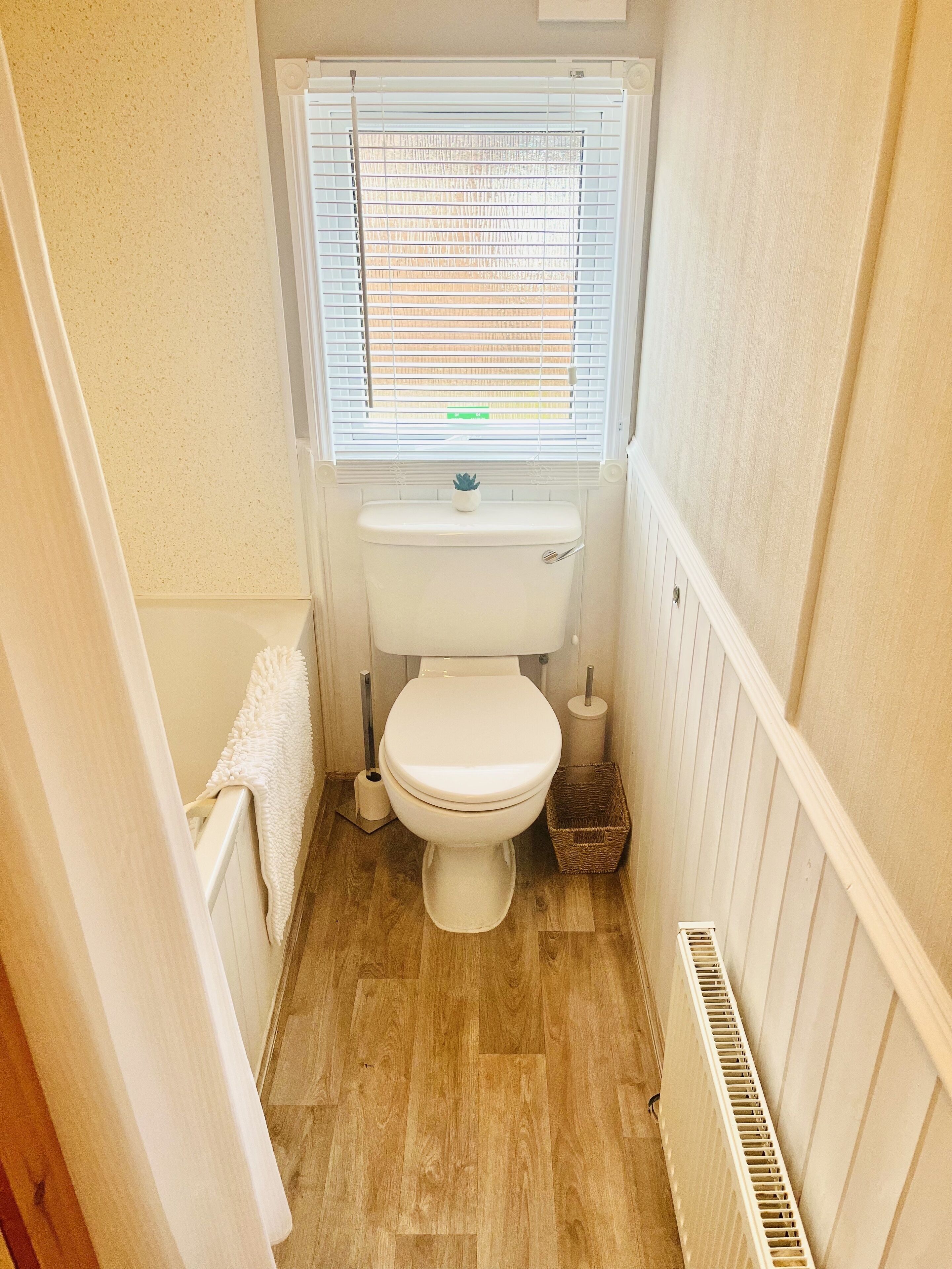 Combined shower/bathtub, hair dryer, towels, soap