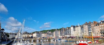 le temps de vivre - city center - closed garage
