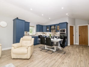 Cottage | Interior