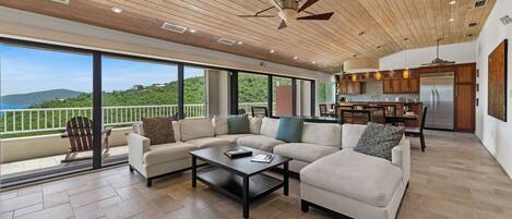 Smart TV, estéreo, oficina, monitor de computadora