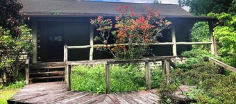 Log Cabin Suite1-RideIn RideOut