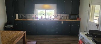 Hollering Pines Retreat-Great for Military, Fugitive Beach, in Mark Twain Forest