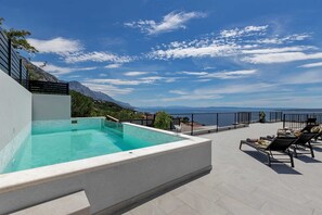 Beheizter Pool