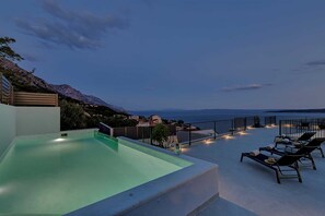 Terrace/patio - Villa Seraphine with Pool (Brela)