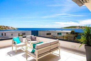Terrace/patio - Luxury Villa Tempera with Pool (Sevid)