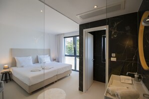 9 bedrooms, iron/ironing board, free WiFi, bed sheets