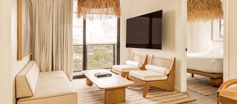 Flow Fort Lauderdale Hotel