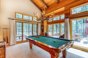 غرفة الألعاب