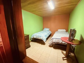 1 bedroom, WiFi, bed sheets