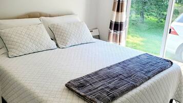 3 sovrum, strykjärn/strykbräda, gratis wi-fi och sängkläder