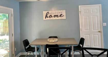 Ft. Eustis/Williamsburg Winery/Busch Gardens Comfy Home