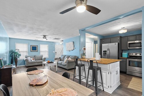 Ft. Eustis/Williamsburg Winery/Busch Gardens Comfy Home