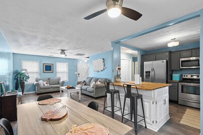 Ft. Eustis/Williamsburg Winery/Busch Gardens Comfy Home