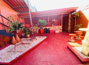 Unclassified image, 2 of 13, button - Full apartment 5 minutes Airport 2nd floor, high internet connection  (Alajuela Villa Bonita)