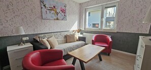 Living area - Apartment Fulda 65m² up to 6 pers. (Fulda)