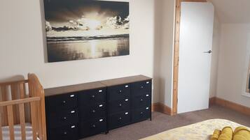 3 Schlafzimmer, Bügeleisen/Bügelbrett, kostenloses WLAN, Bettwäsche