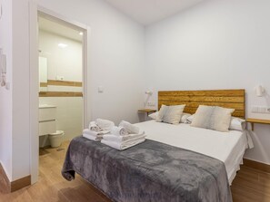 1 bedroom, Internet, bed sheets
