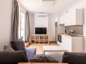 TV - HOMEABOUT LA MERCED LOFT (Malaga)