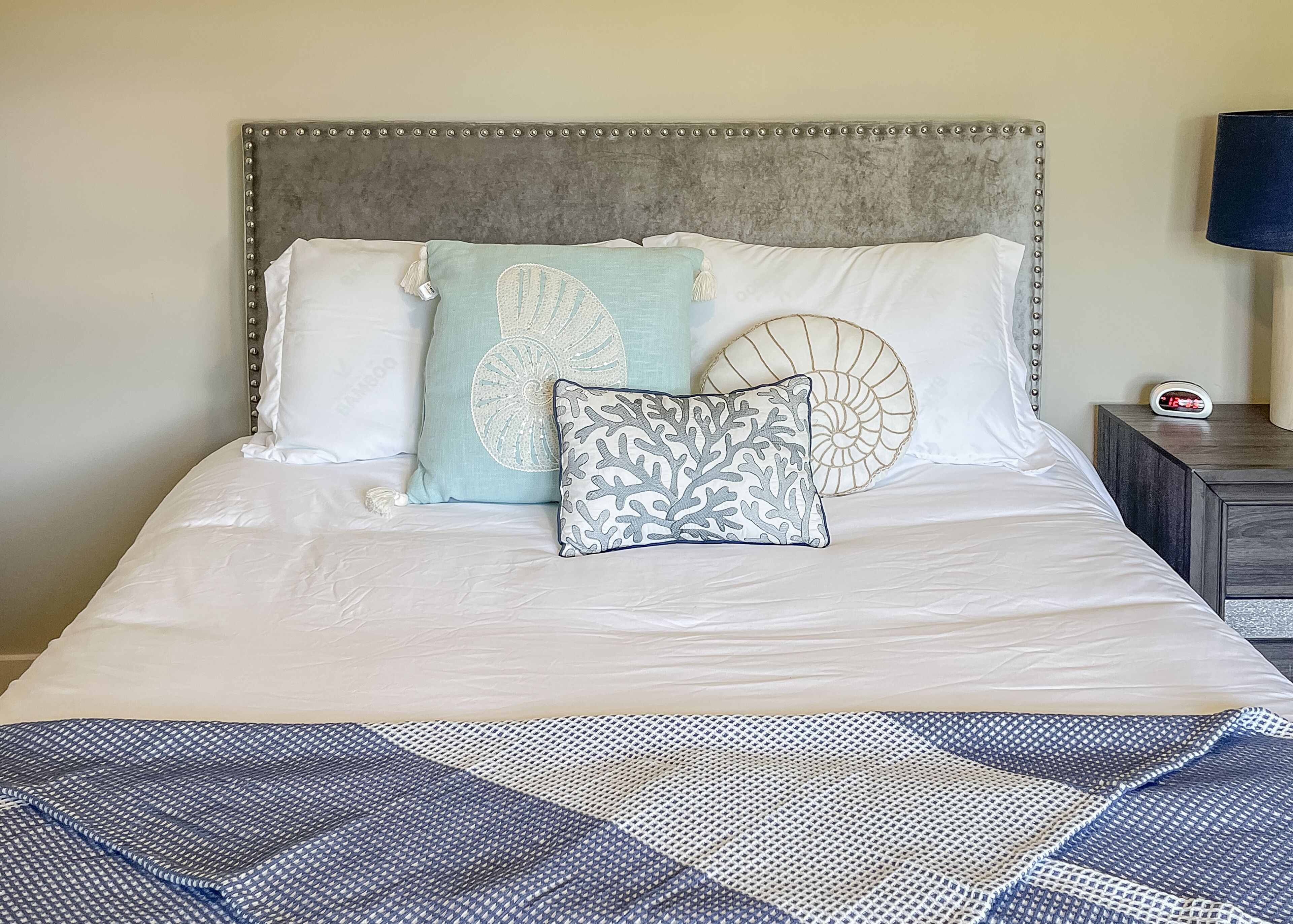 2 habitaciones, tabla de planchar con plancha y wifi gratis 