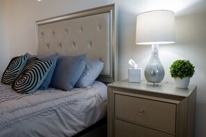 3 bedrooms, iron/ironing board, free WiFi, bed sheets