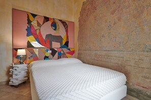 4 camere, ferro/asse da stiro, Wi-Fi