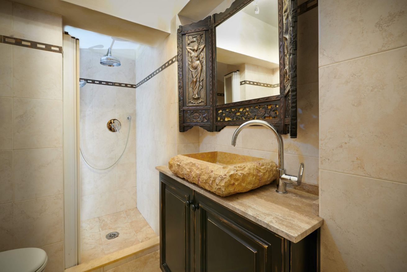 Doccia, asciugacapelli, bidet, asciugamani