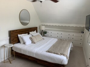 3 habitaciones, escritorio, cuna de viaje y wifi gratis