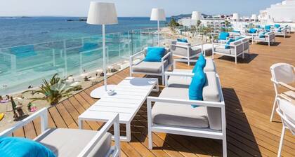 One Ibiza Suites