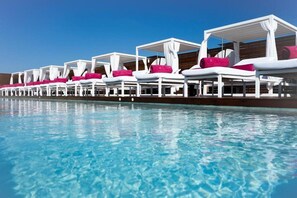 Outdoor pool - One Ibiza Suites (Ibiza Town)