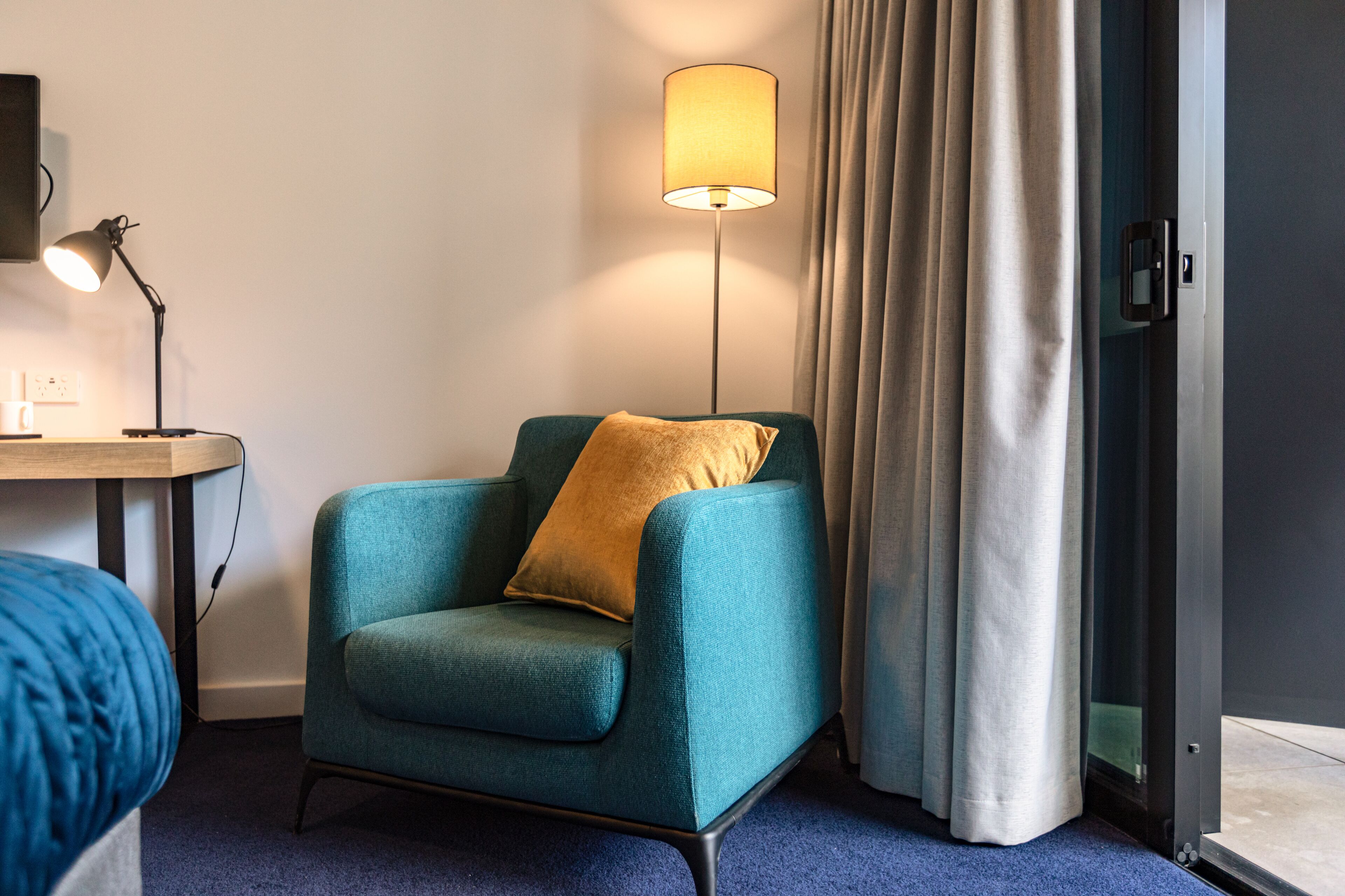 superior room | living area | 0-inch flat-screen tv with cable channels, tv