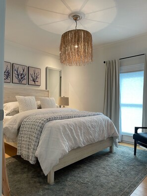 2 bedrooms, desk, iron/ironing board, free WiFi
