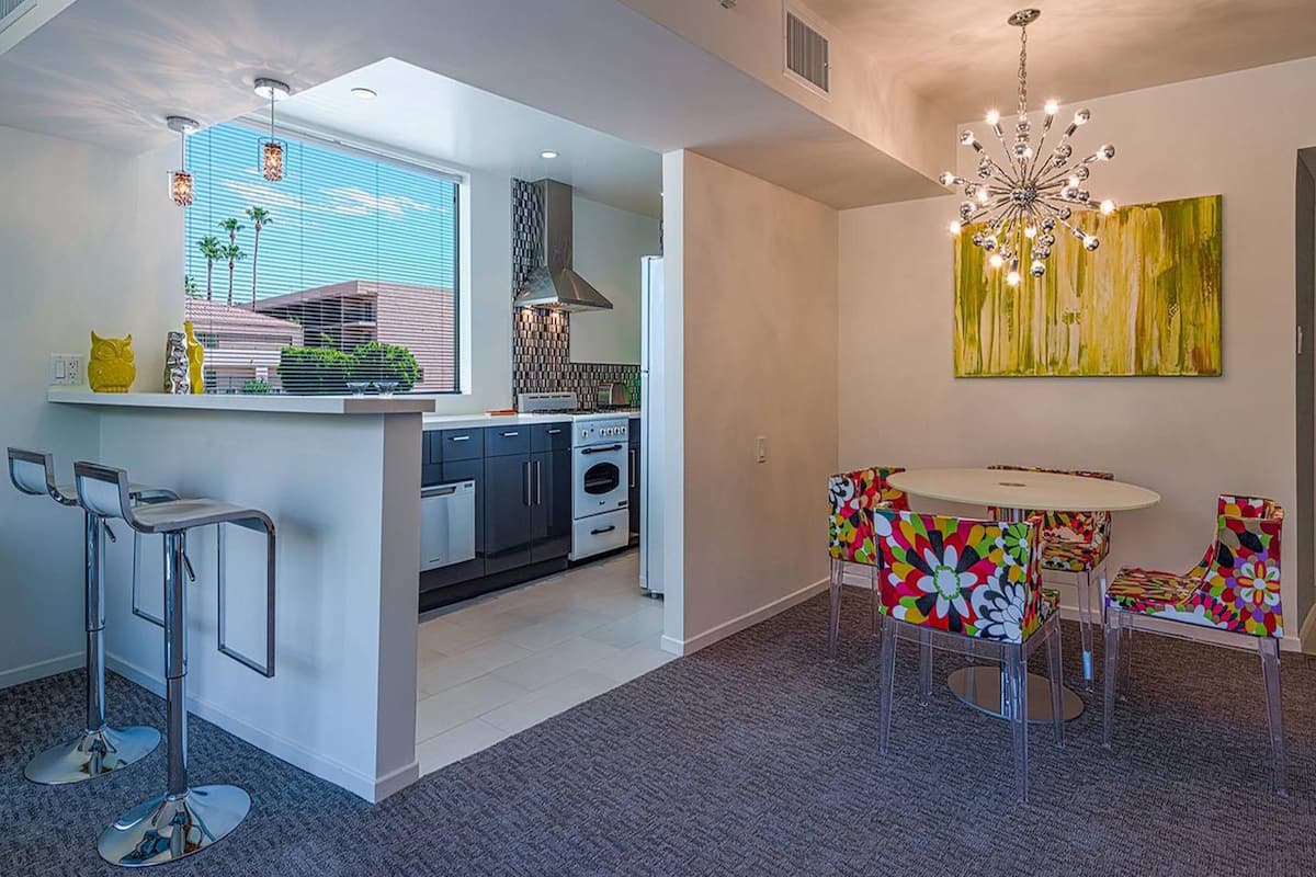 deluxe room, 1 queen bed | 1 bedroom, premium bedding, pillow-top beds, individually decorated